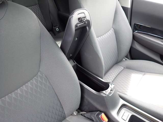 トヨタ アクア １．５ Ｚ R5年 () 99