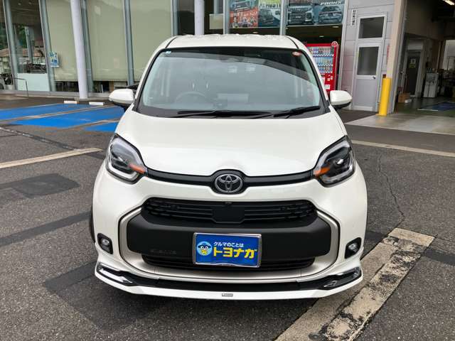 トヨタ シエンタ　ハイブリッド ハイブリッド １．５ Ｚ Ｅ－ＦＯＵＲ ４ＷＤ R5年 (関東) 99