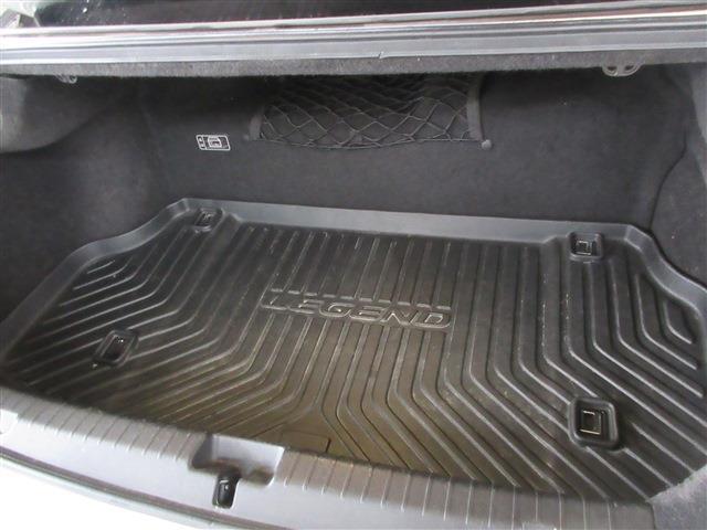 ホンダ レジェンド　ハイブリッド ３．５ ４ＷＤ H27年 (関東) 99