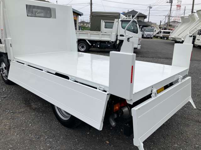 三菱フソウ キャンター ３．０ 強化ダンプ 全低床 ディーゼルターボ R8年 () 99