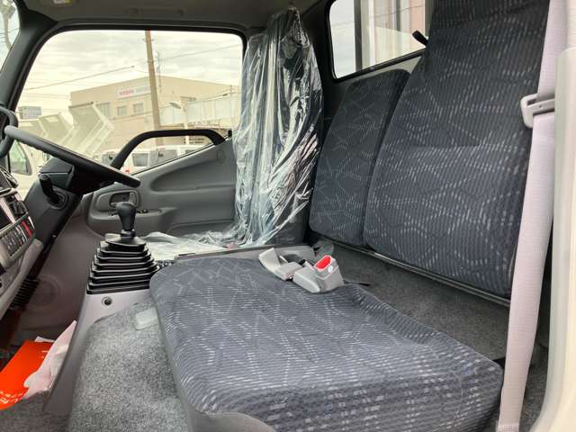 トヨタ ダイナ 積載３トン R8年 () 99