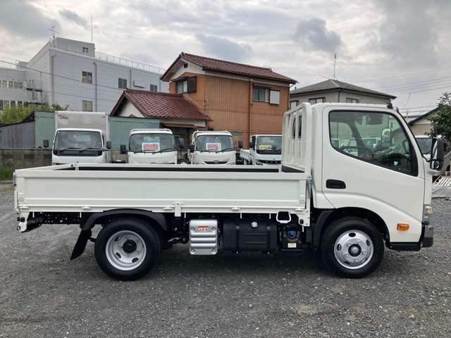 トヨタ ダイナ 積載３トン R8年 () 99