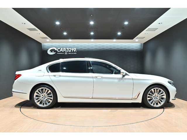ＢＭＷ ７シリーズ Ｍ７６０ＬＩ Ｘドライブ Ｖ１２ エクセレンス ４ＷＤ R1年 (関東) 99