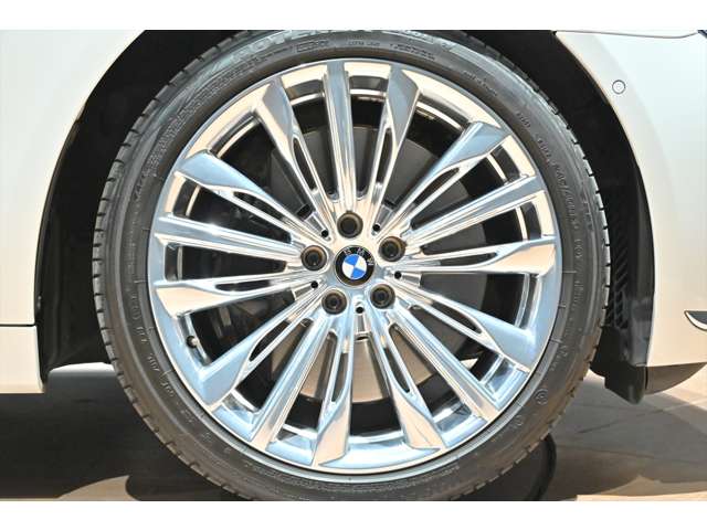 ＢＭＷ ７シリーズ Ｍ７６０ＬＩ Ｘドライブ Ｖ１２ エクセレンス ４ＷＤ R1年 (関東) 99