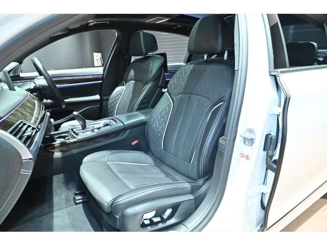 ＢＭＷ ７シリーズ Ｍ７６０ＬＩ Ｘドライブ Ｖ１２ エクセレンス ４ＷＤ R1年 (関東) 99