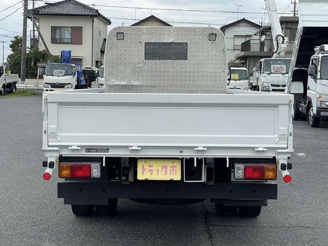 日野自動車 デュトロ ３Ｔ R4年 () 99