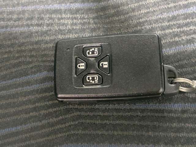 トヨタ ヴォクシー ２．０ ＺＳ 煌 H23年 (関東) 99