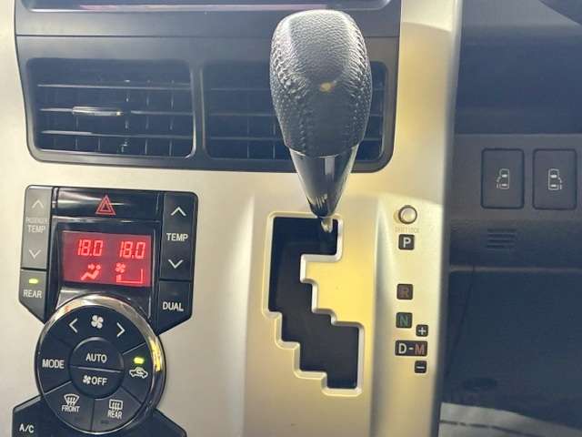 トヨタ ヴォクシー ２．０ ＺＳ 煌 H23年 (関東) 99