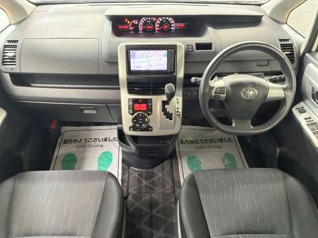 トヨタ ヴォクシー ２．０ ＺＳ 煌 H23年 (関東) 99