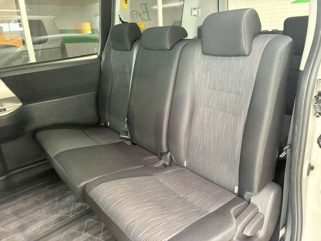 トヨタ ヴォクシー ２．０ ＺＳ 煌 H23年 (関東) 99