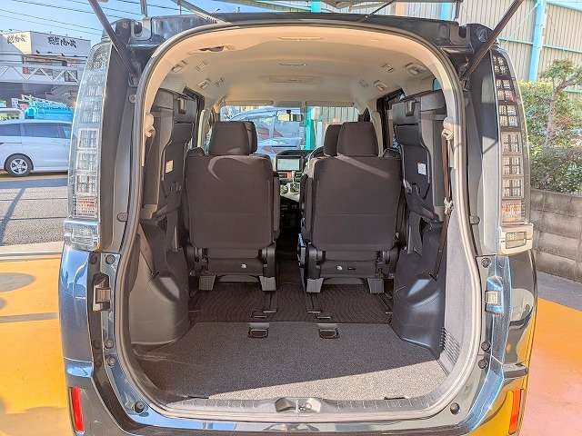 トヨタ ヴォクシー ２．０ Ｘ H26年 (関東) 99