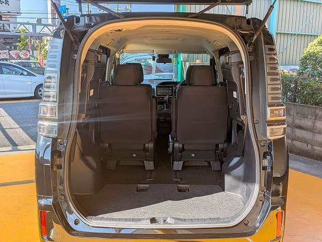 トヨタ ヴォクシー ２．０ Ｘ H29年 (関東) 99