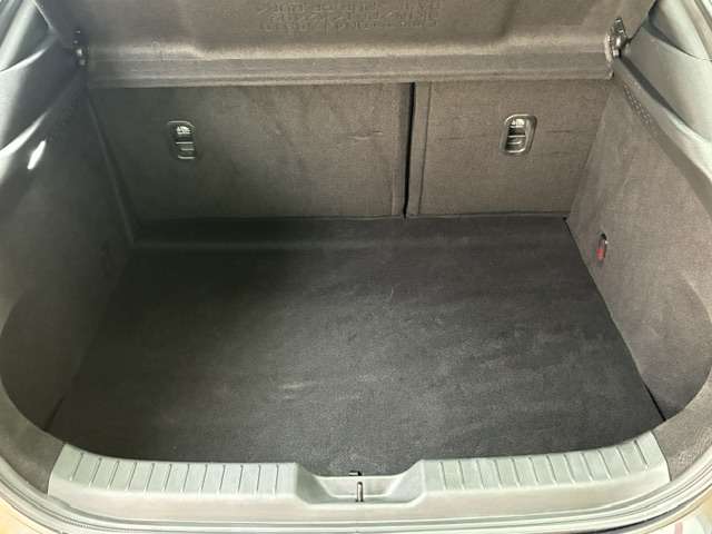 マツダ ＭＸ−３０ ２．０ R4年 (関東) 99