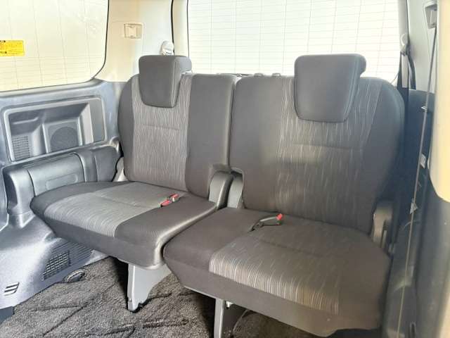 トヨタ ヴォクシー ２．０ ＺＳ 煌 H23年 (関東) 99