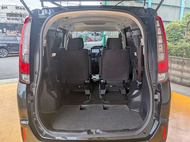 トヨタ ノア ２．０ Ｘ H26年 (関東) 99
