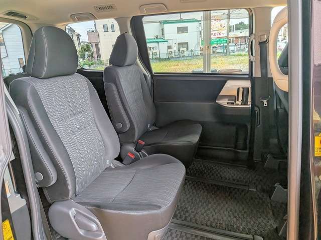 トヨタ ヴォクシー ２．０ ＺＳ 煌 H23年 (関東) 99