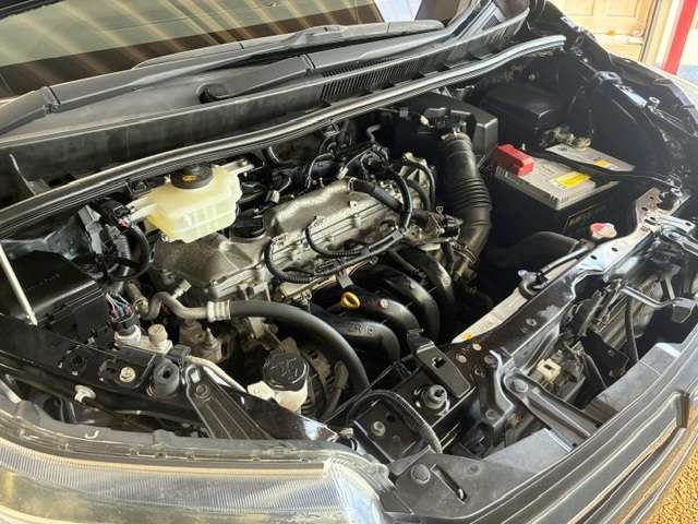 トヨタ ノア ２．０ Ｘ H28年 (関東) 99