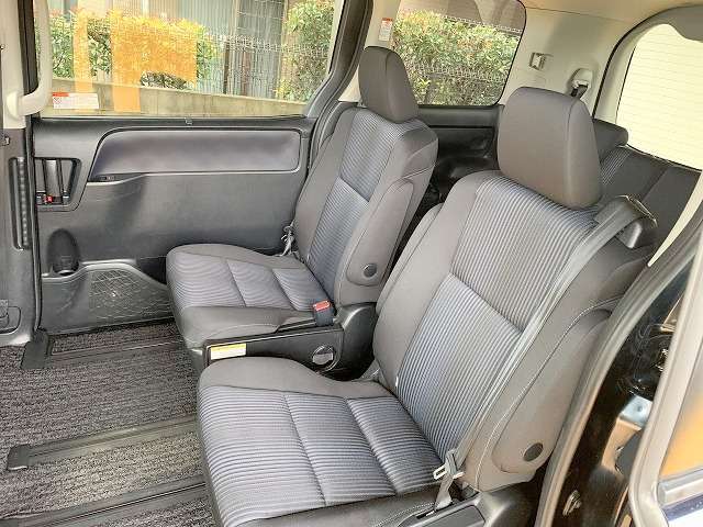 トヨタ ヴォクシー ２．０ ＺＳ 煌 H27年 (関東) 99