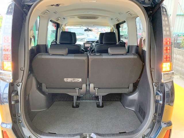 トヨタ ヴォクシー ２．０ ＺＳ 煌 H27年 (関東) 99