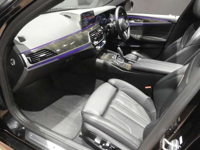 ＢＭＷ ５シリーズ ５４０Ｉ Ｘドライブ Ｍスポーツ ４ＷＤ R1年 (関東) 99