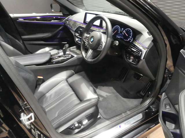 ＢＭＷ ５シリーズ ５４０Ｉ Ｘドライブ Ｍスポーツ ４ＷＤ R1年 (関東) 99