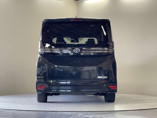 トヨタ ヴォクシー １．８ ハイブリッド Ｓ－Ｚ R5年 (甲信越・北陸) 99