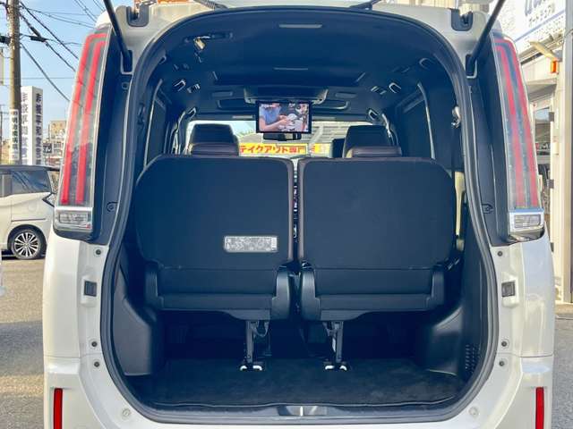 トヨタ エスクァイア ２．０ ＧＩ プレミアムパッケージ H29年 () 99