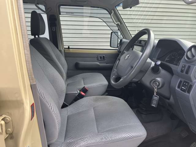 トヨタ ランドクルーザーピックアップ ４．０ ４ＷＤ H27年 () 99