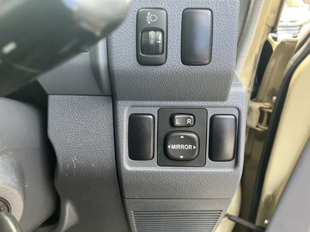 トヨタ ランドクルーザーピックアップ ４．０ ４ＷＤ H27年 () 99