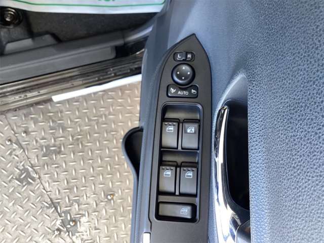 ダイハツ タント ６６０ カスタム ＲＳ R7年 (近畿) 99