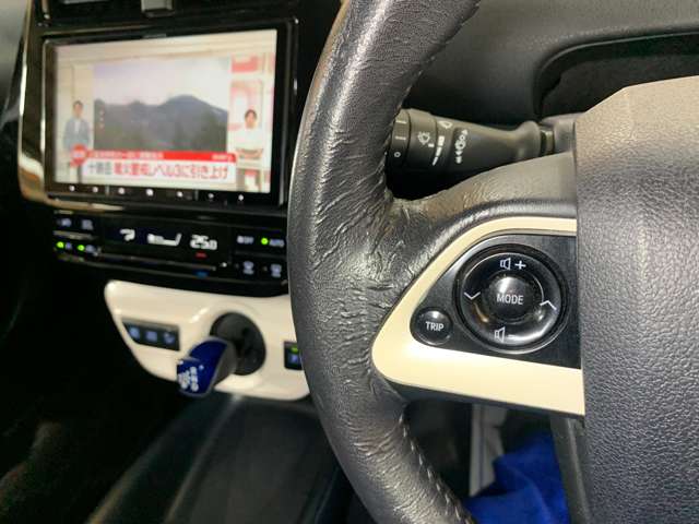 トヨタ プリウス １．８ Ｓ ツーリングセレクション H28年 () 99