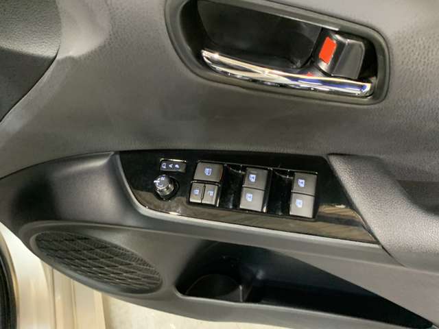 トヨタ プリウス １．８ Ｓ ツーリングセレクション H28年 () 99