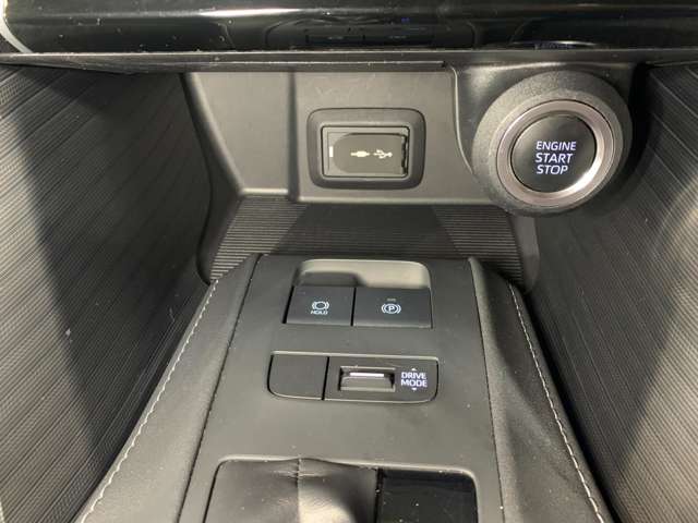 トヨタ ハリアー ２．０ Ｚ R2年 () 99