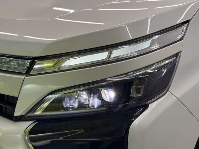 トヨタ ヴォクシー ２．０ ＺＳ 煌 H30年 (近畿) 99