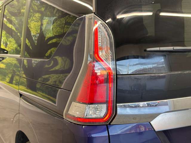 日産 セレナ ２．０ Ｓ H29年 (近畿) 99