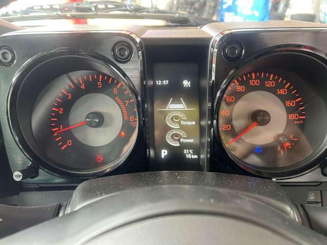 スズキ ジムニー　ノマド １．５ ＦＣ ４ＷＤ R8年 () 99