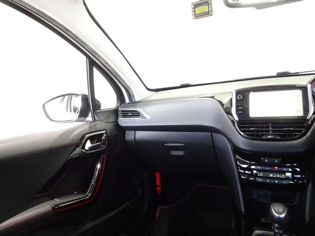 プジョー ２００８ ＧＴライン H30年 (関東) 99