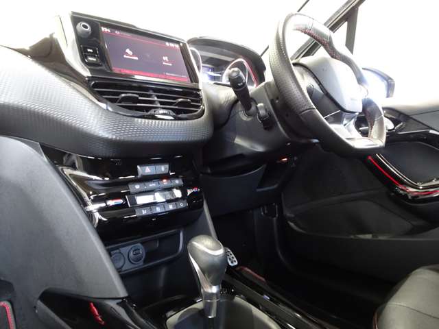 プジョー ２００８ ＧＴライン H30年 (関東) 99