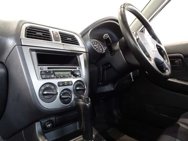 スバル インプレッサ ２．０ ＷＲＸ ＮＢ ４ＷＤ H13年 (関東) 99