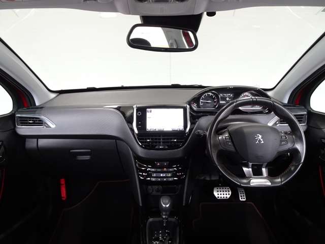 プジョー ２００８ ＧＴライン H29年 (関東) 99