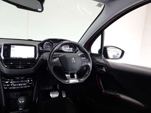 プジョー ２００８ ＧＴライン H29年 (関東) 99