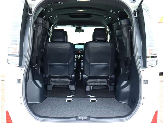 トヨタ ヴォクシー ２．０ ＺＳ 煌ＩＩＩ R3年 () 99
