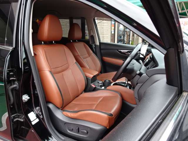 日産 エクストレイル　ハイブリッド ２．０ ２０ＸＩ ハイブリッド レザーエディション ４ＷＤ R2年 (関東) 99