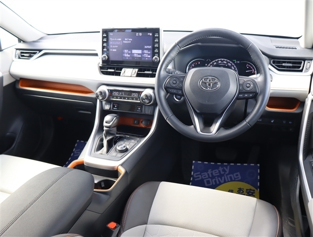 トヨタ ＲＡＶ４ ２．０ アドベンチャー ４ＷＤ R3年 () 99