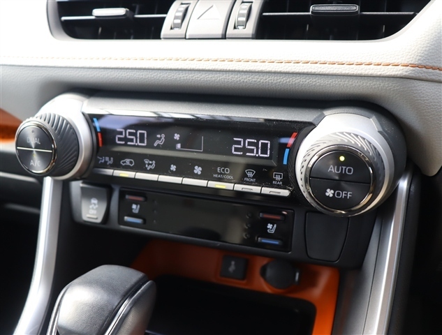 トヨタ ＲＡＶ４ ２．０ アドベンチャー ４ＷＤ R3年 () 99