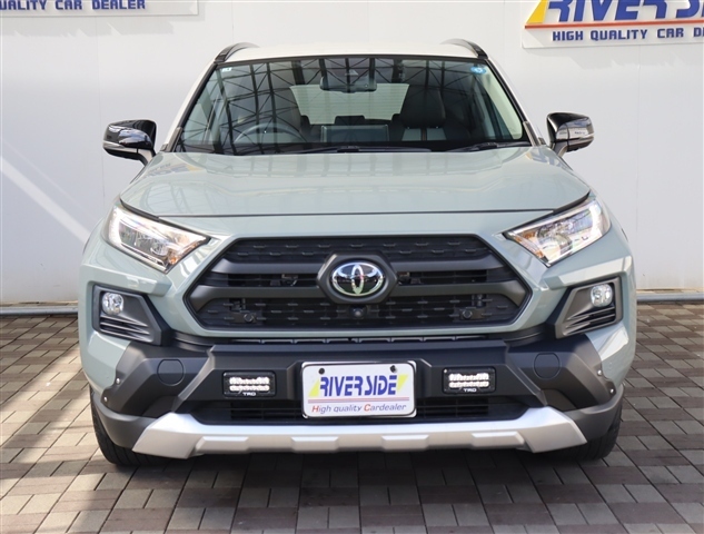 トヨタ ＲＡＶ４ ２．０ アドベンチャー ４ＷＤ R3年 () 99