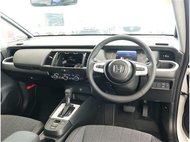 ホンダ フィット １．５ ホーム ４ＷＤ R7年 () 99