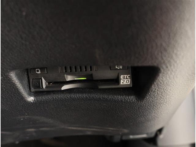 トヨタ シエンタ １．５ Ｇ クエロ R2年 () 99