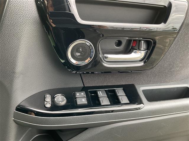 ホンダ Ｎ　ＢＯＸ カスタム ６６０ Ｌ R5年 (東海) 99
