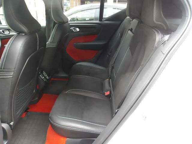 ボルボ ＸＣ４０ Ｔ５ ＡＷＤ Ｒデザイン ４ＷＤ H30年 (東海) 99